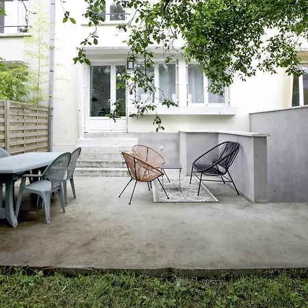 Daire Le ~ Jardin ~ Terrasse ~ Bureau Niort